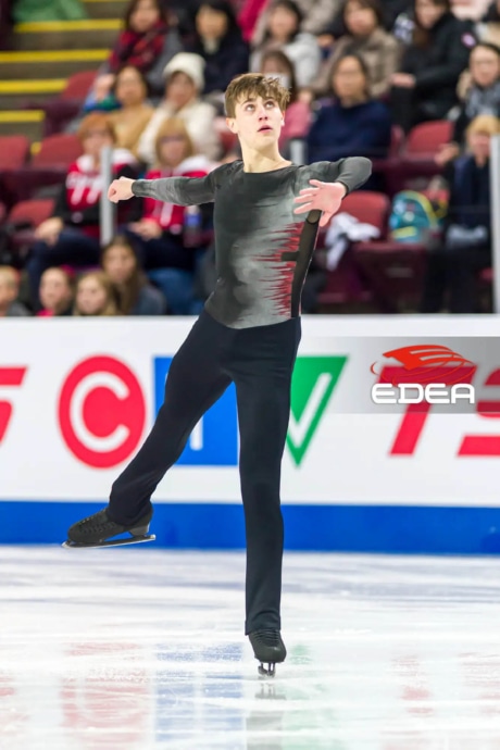 Ice Gallery Skates U.S.